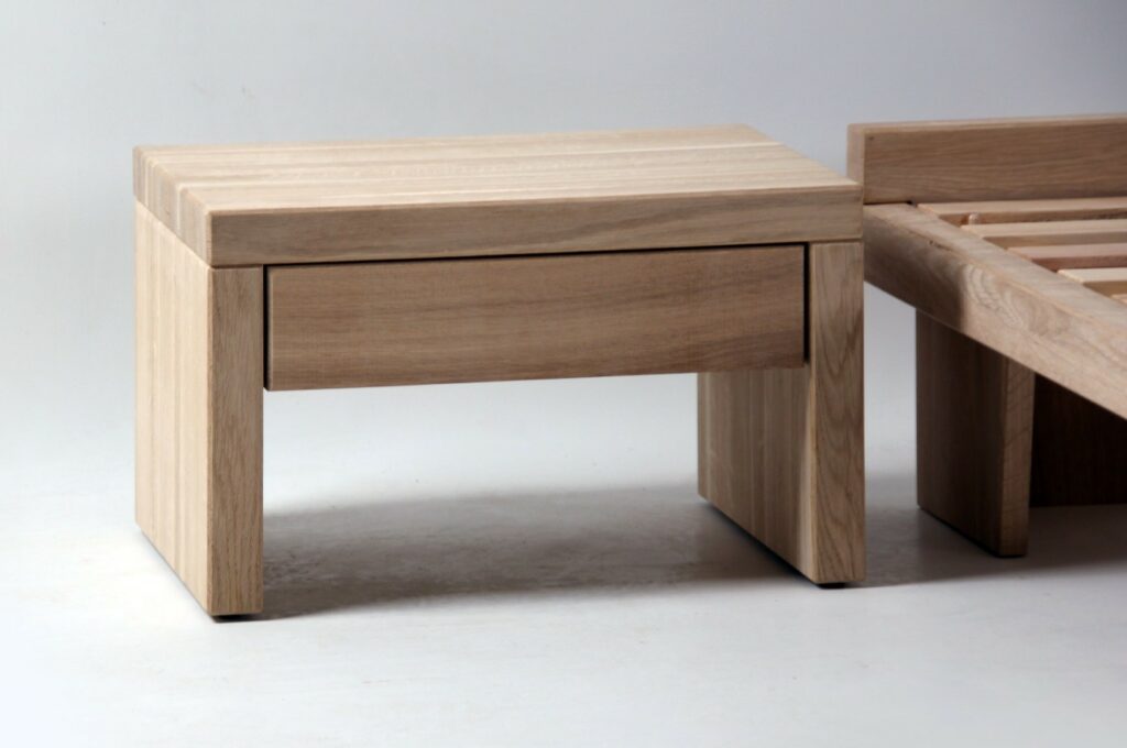 Image de l'article sur la réalisation d'une table de chevet en bois